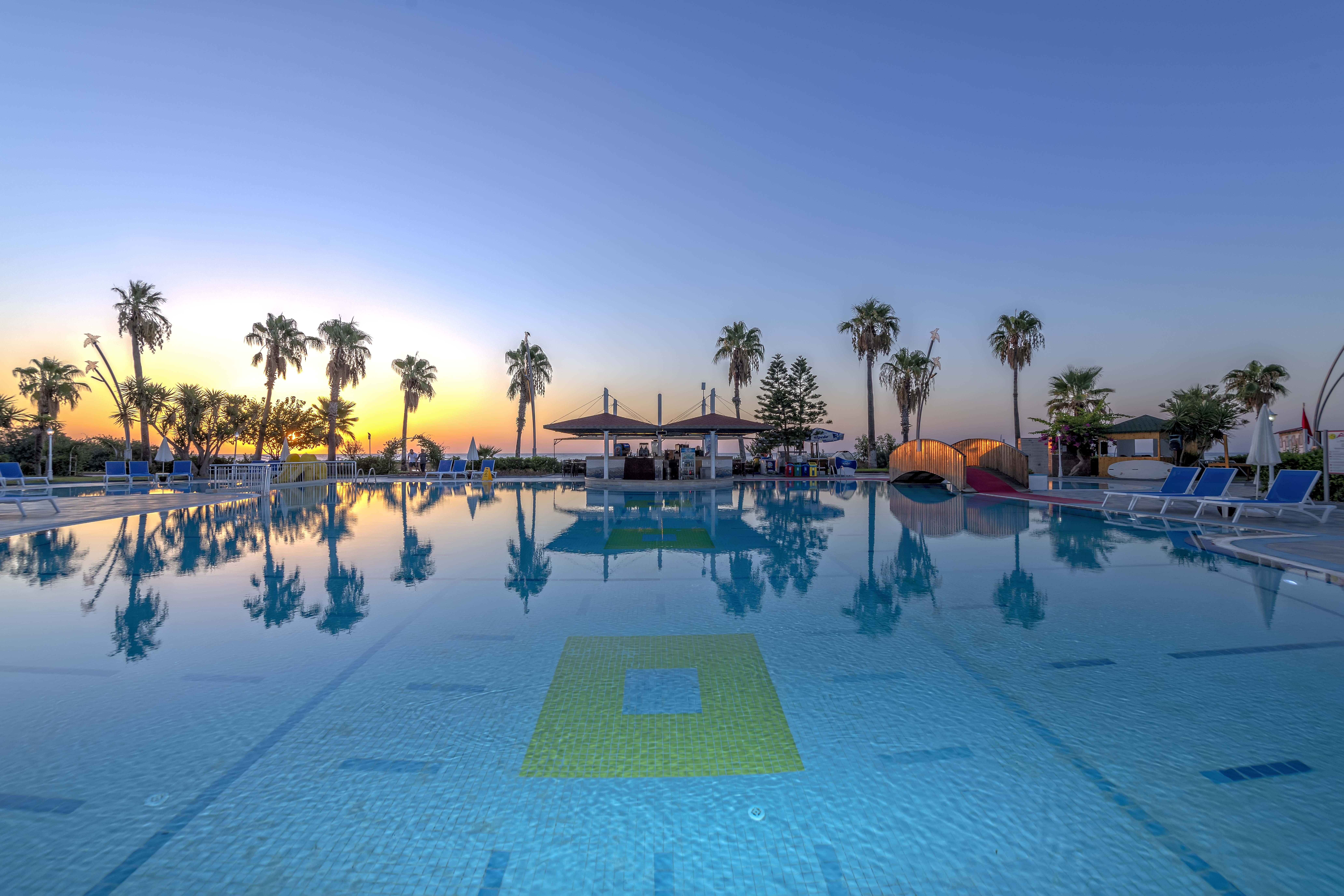 Labada Beach Hotel Camyuva Exterior foto